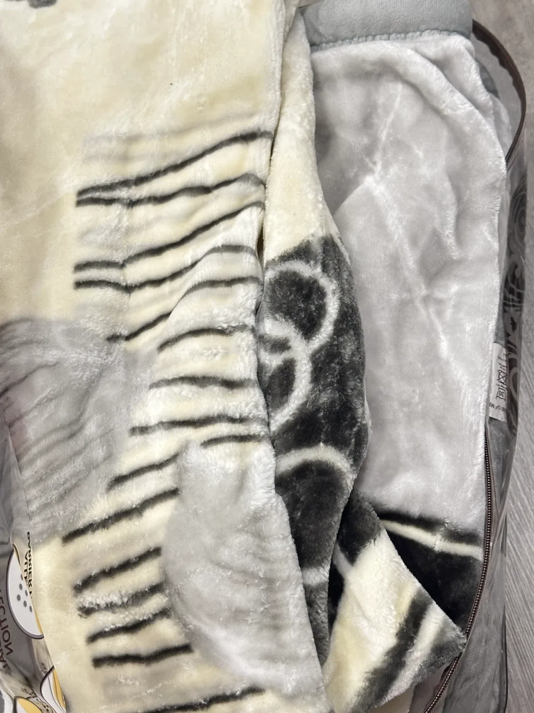High-Quality Queen/King Size Blanket (200 × 230 cm) - photo 2