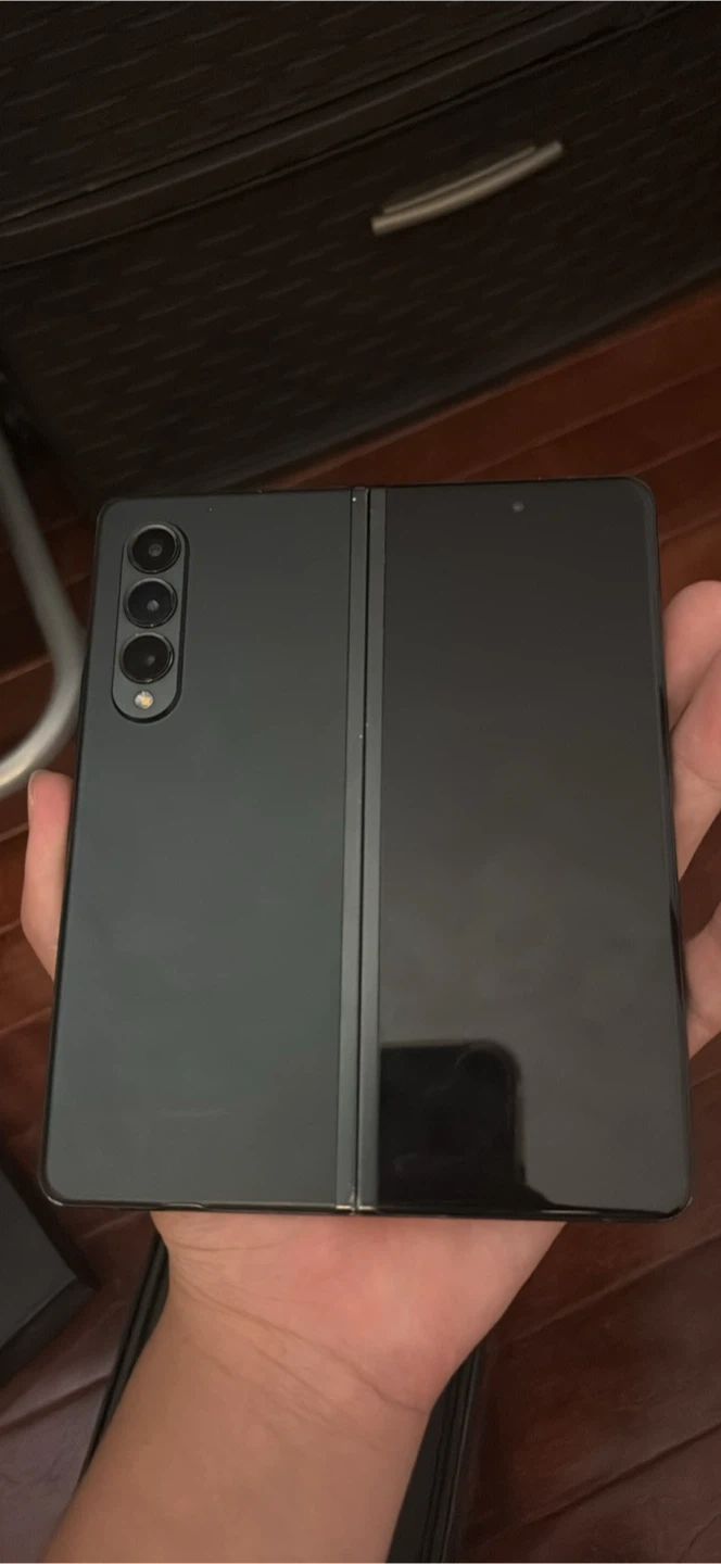 Samsung Galaxy Z Fold3 5G - Black 256gb - photo 2