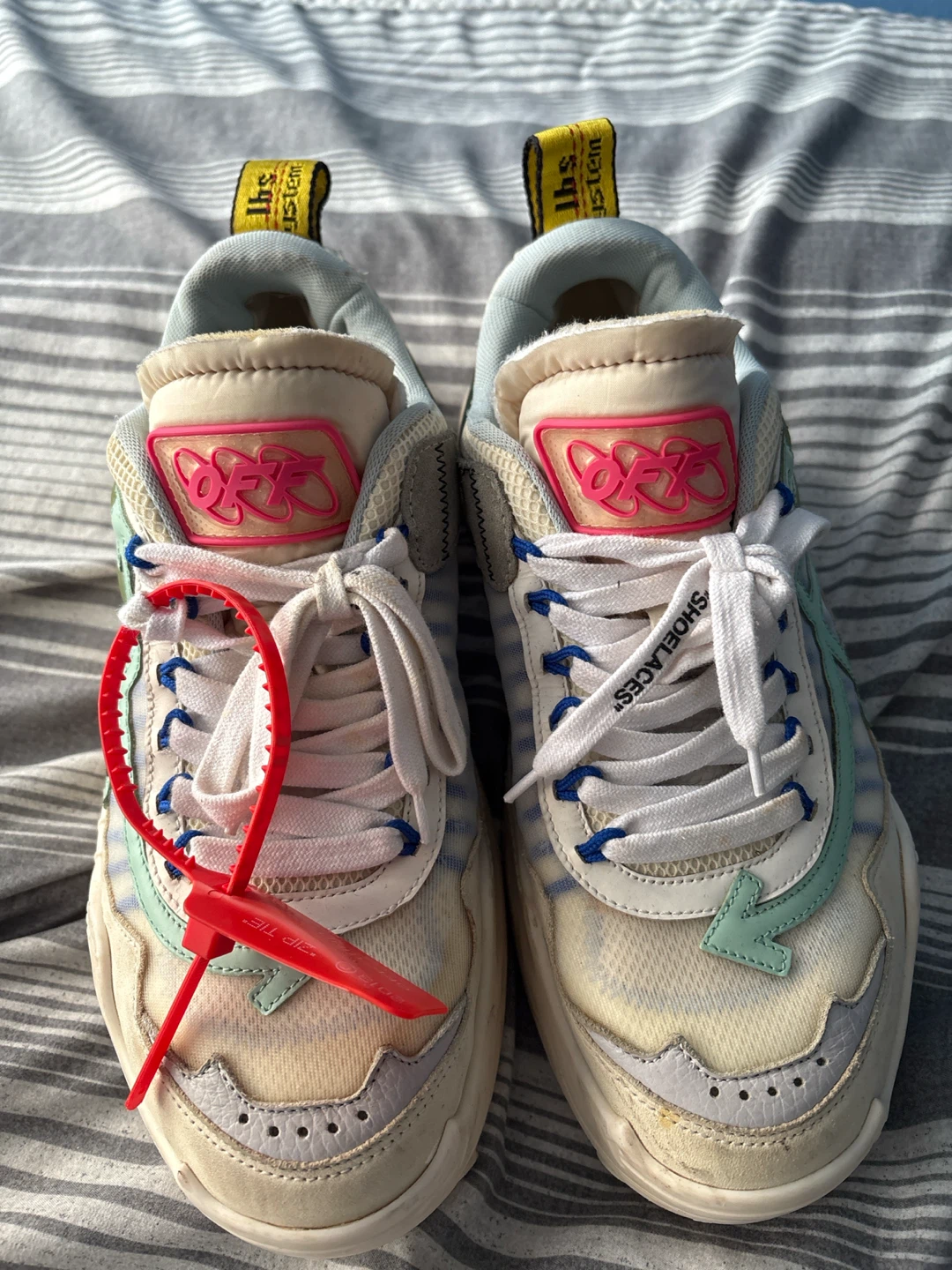 Off-White ODSY-1000