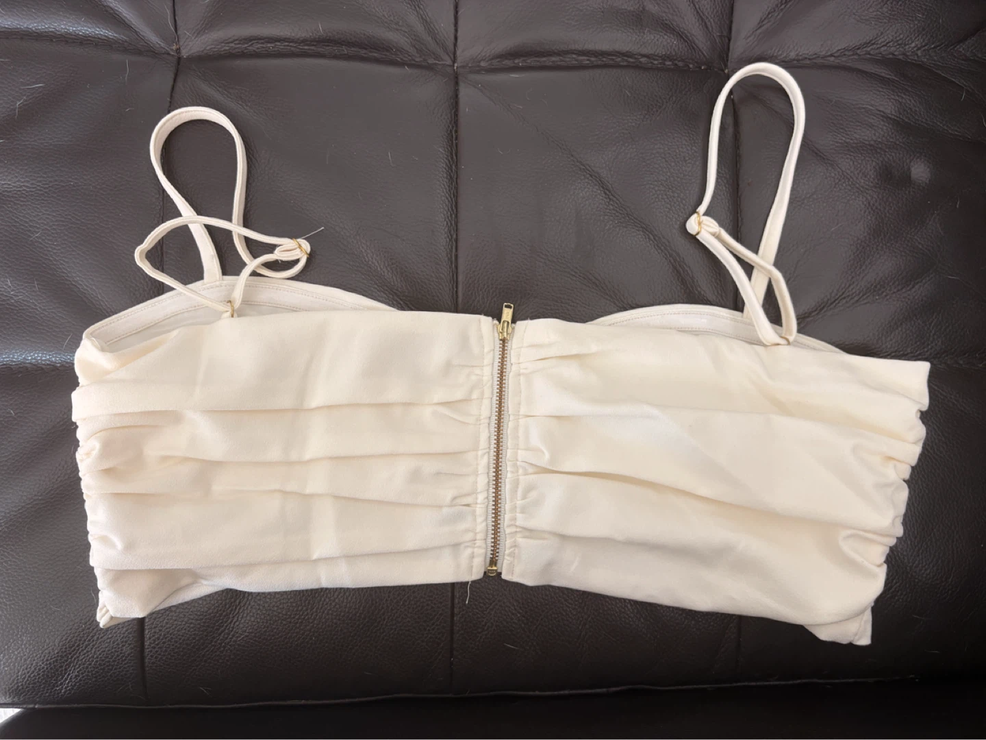 Meshki Cream Ruched V-Wire Crop Top - photo 3