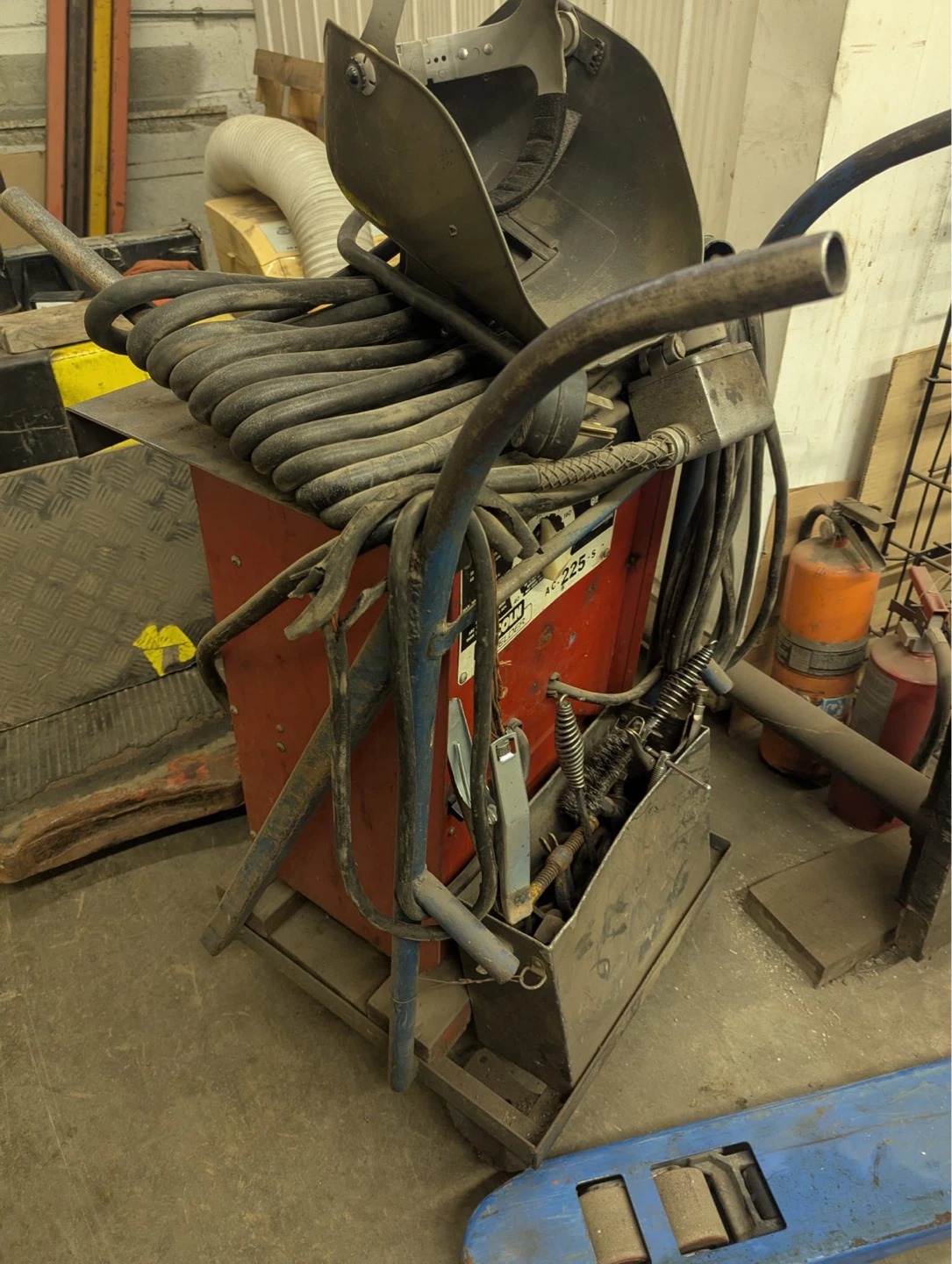 Lincoln AC-225 Electric Arc Welder