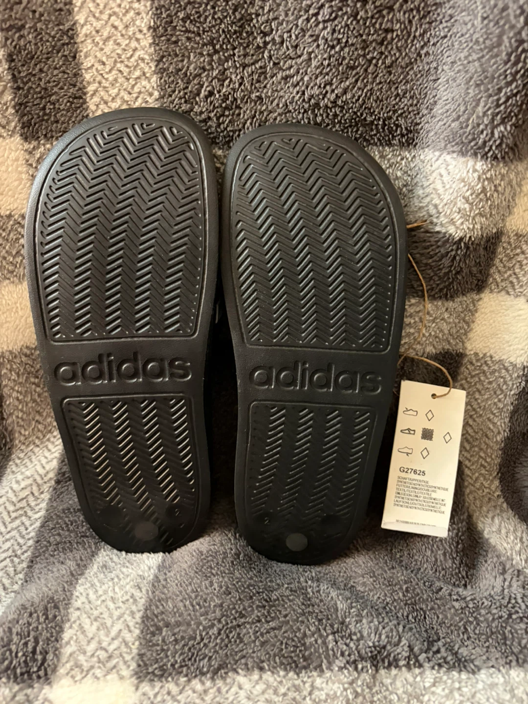 Adidas Adilette Shower Slides Black Size 2 - photo 2