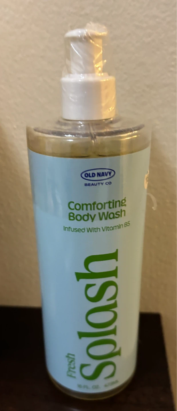 NEW-Old Navy Comforting Body Wash Splash Fresh