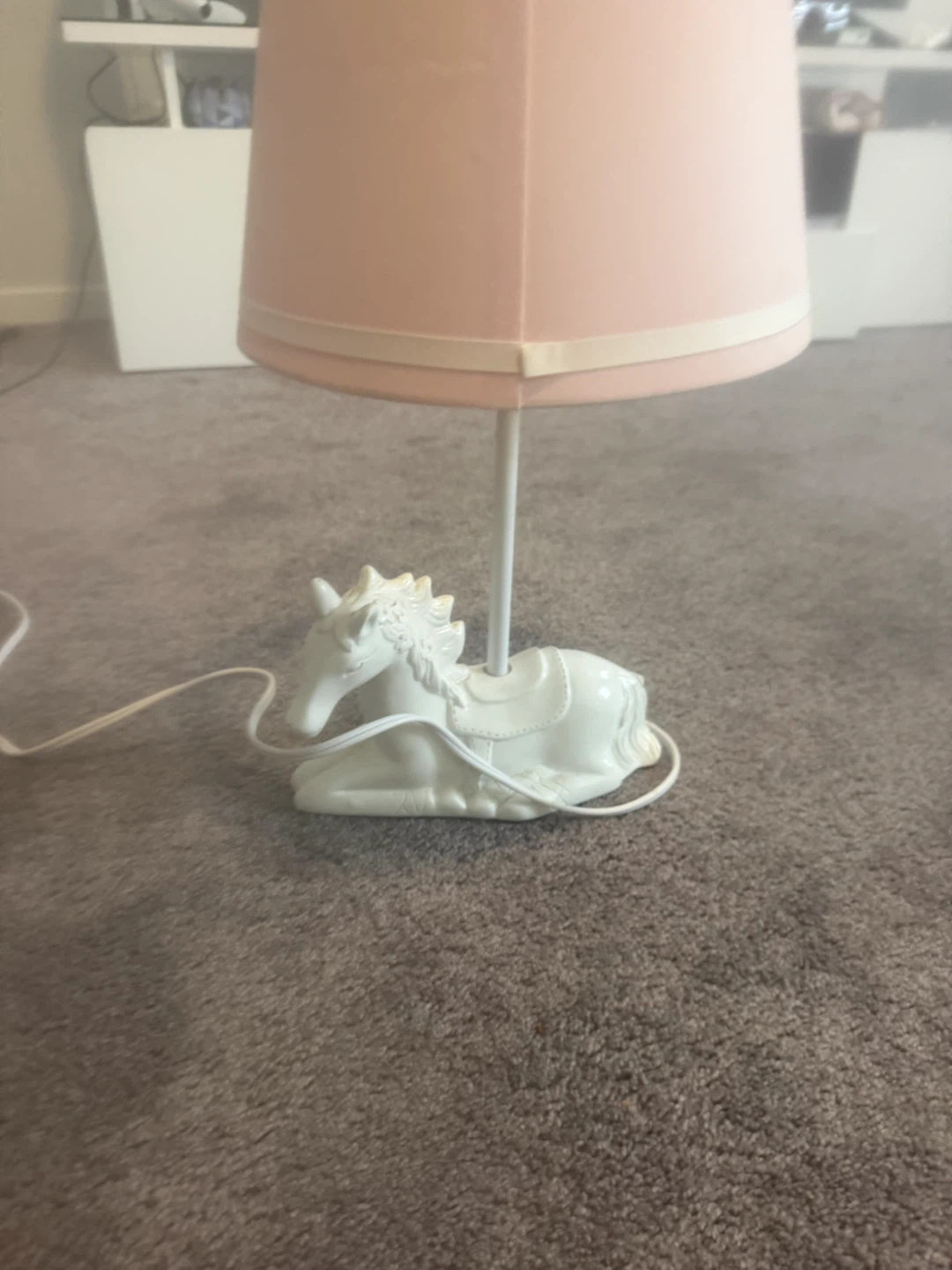 White Horse Lamp with Pink Shade - photo 3