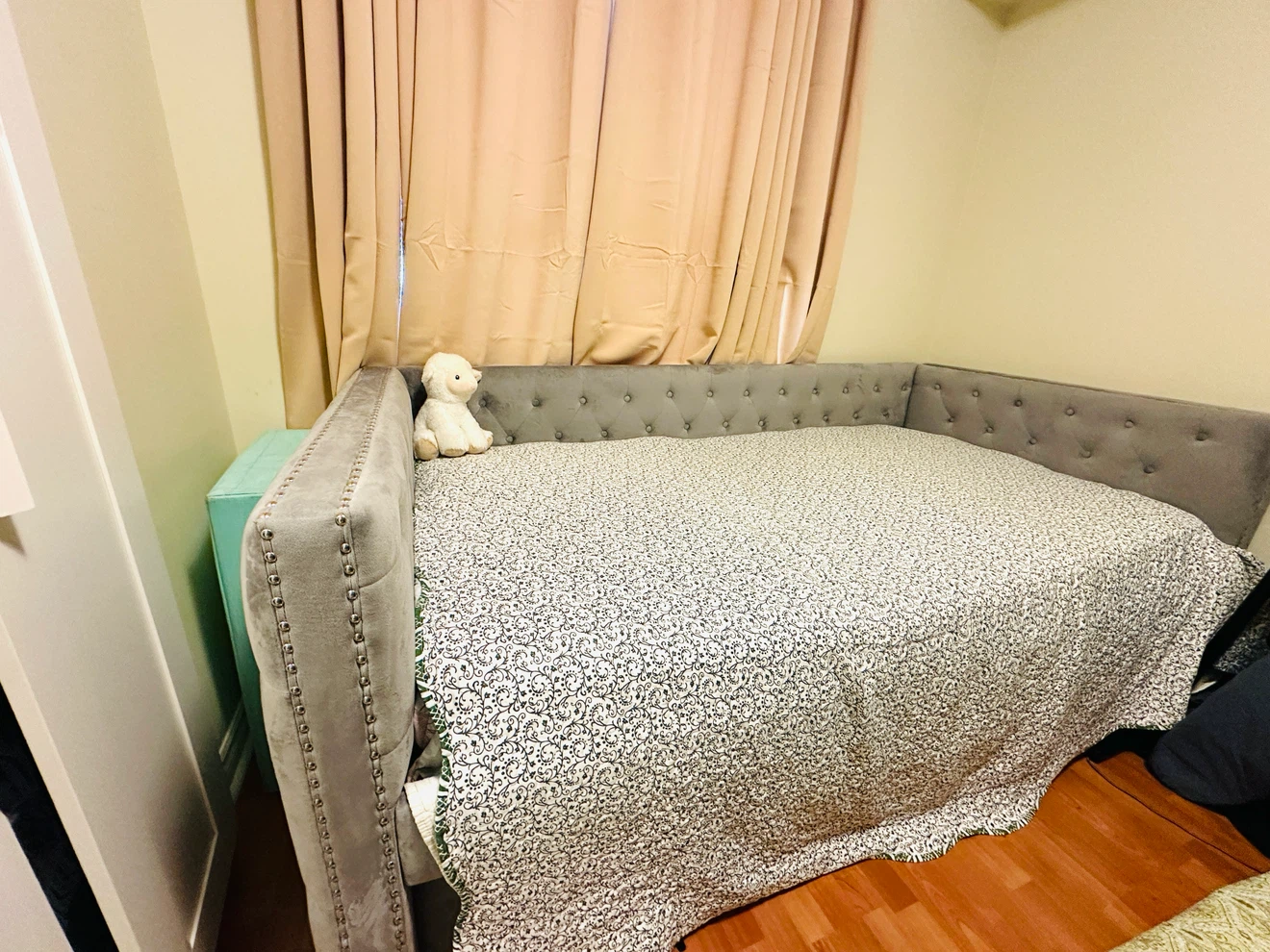 Twin Size Daybed with Pull-Out - photo 3