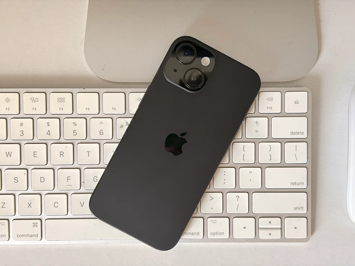 Apple iPhone 15 Black - 128GB / Unlock - photo 2