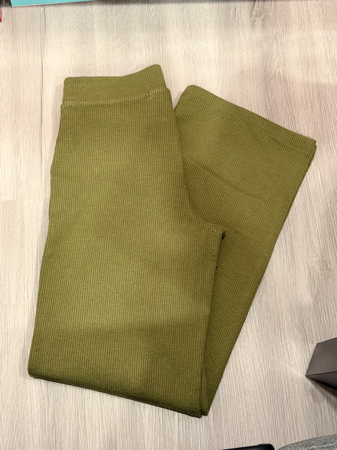 Ribbed wide-leg pants