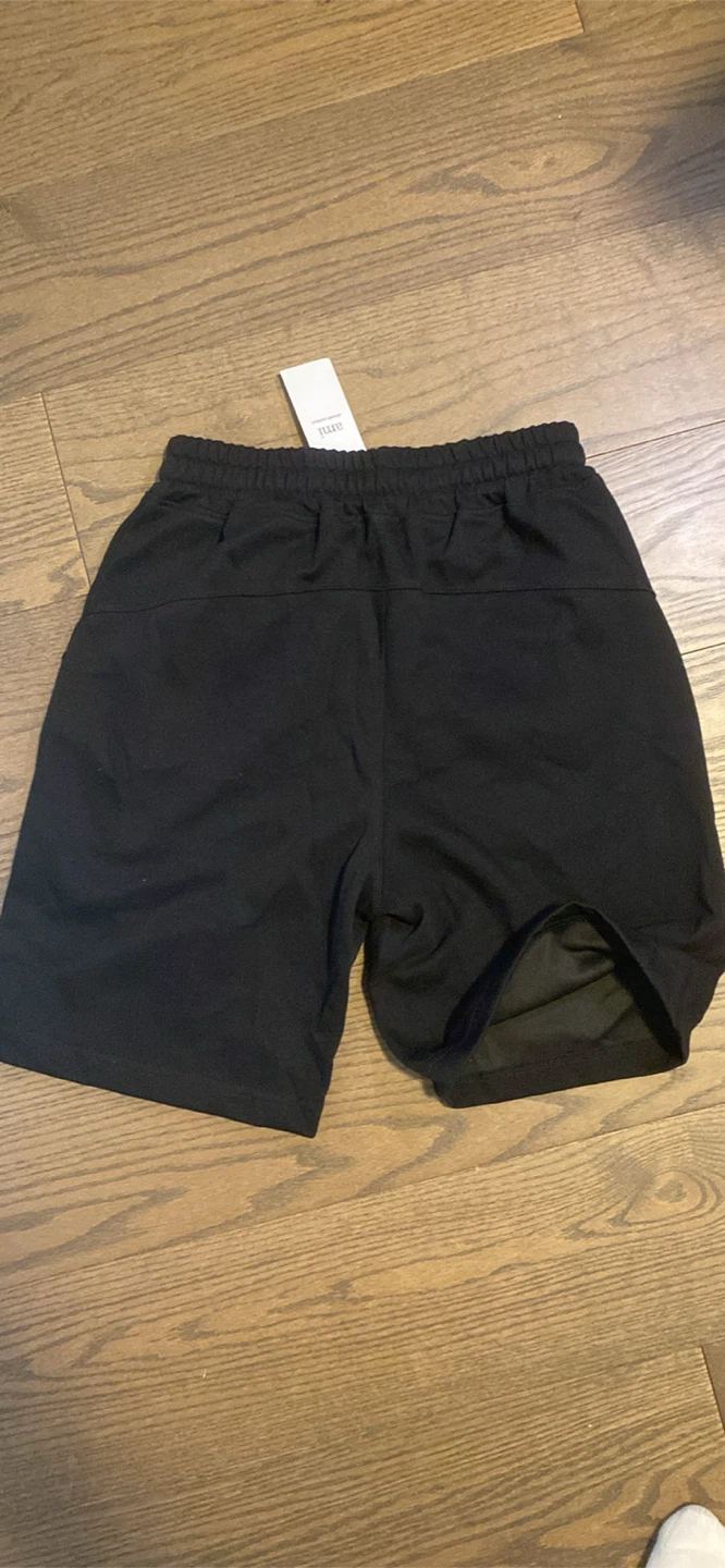 AMI Paris Black Sweat Shorts - photo 3