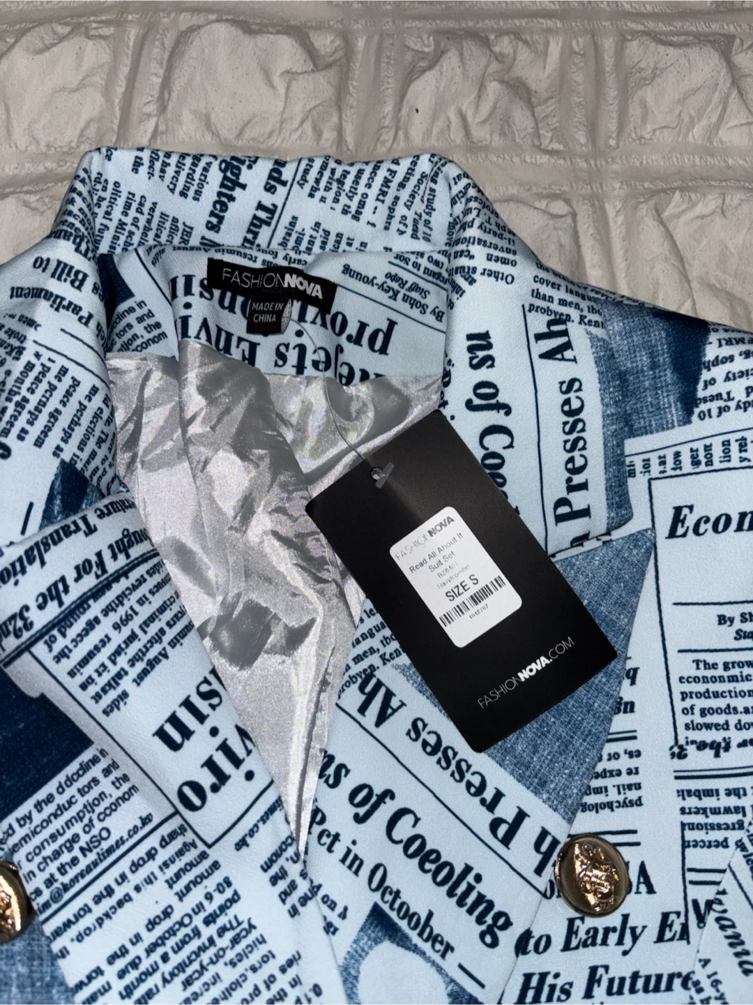 Fashion Nova Newspaper Print Blazer and Pants Set Size S - photo 4