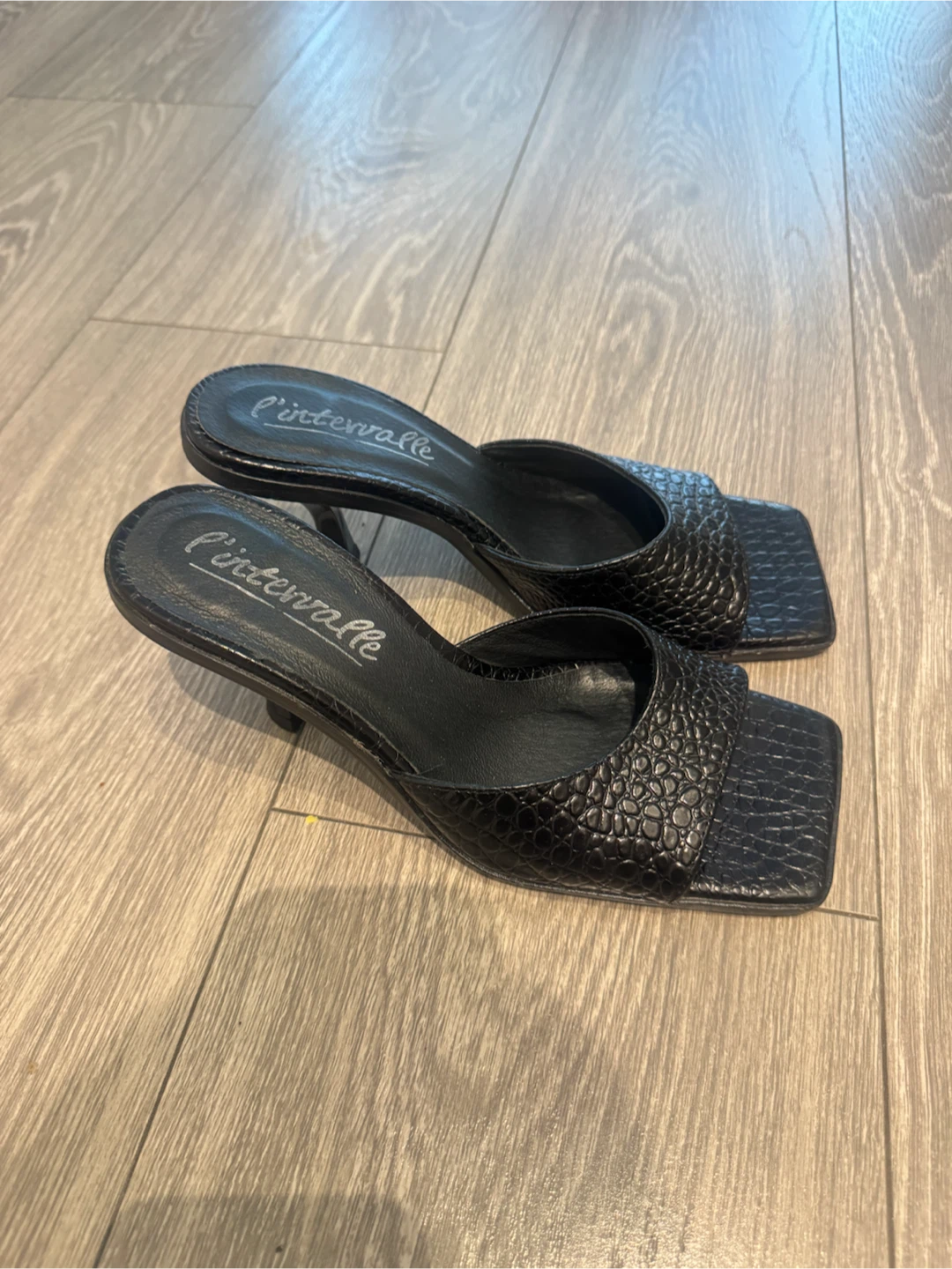 L'Intervalle Black Mules - Size 7