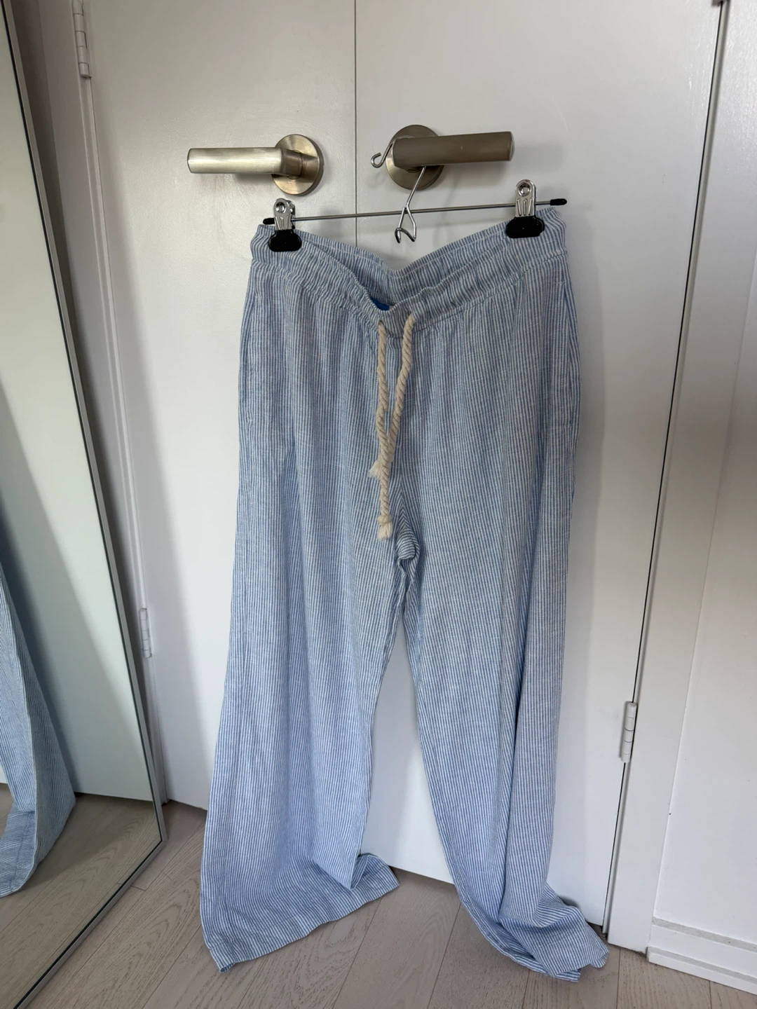 House of Harlow 1960 pants - size small - photo 2