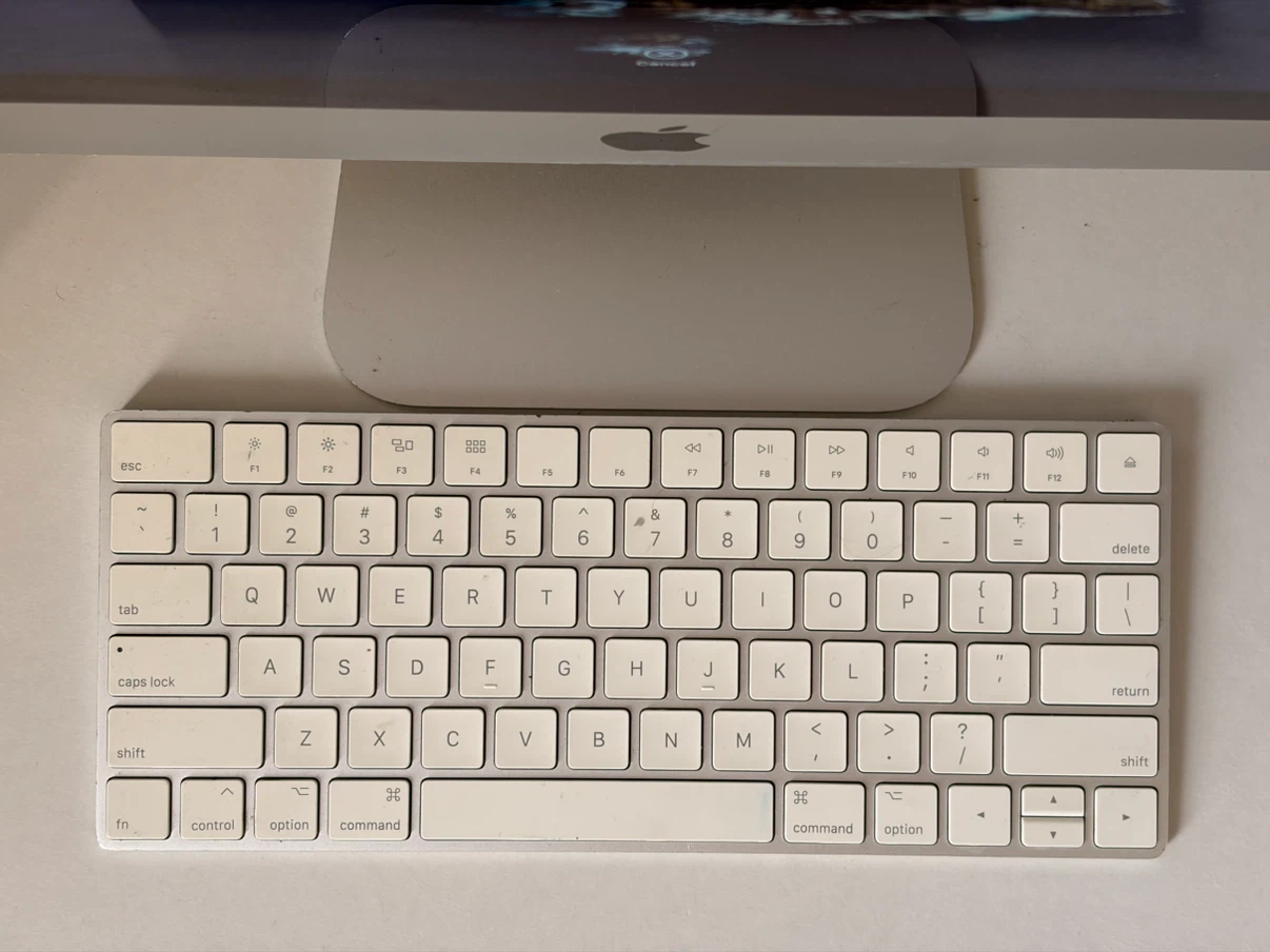 Apple Magic Keyboard A1644- White