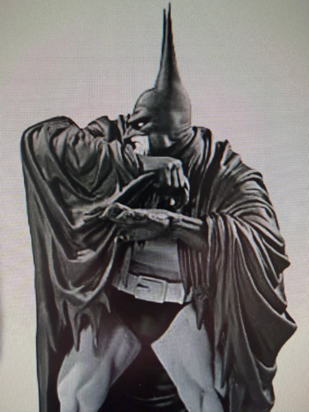 DC Direct Batman Black and White Statue by Kelley Jones - photo 2