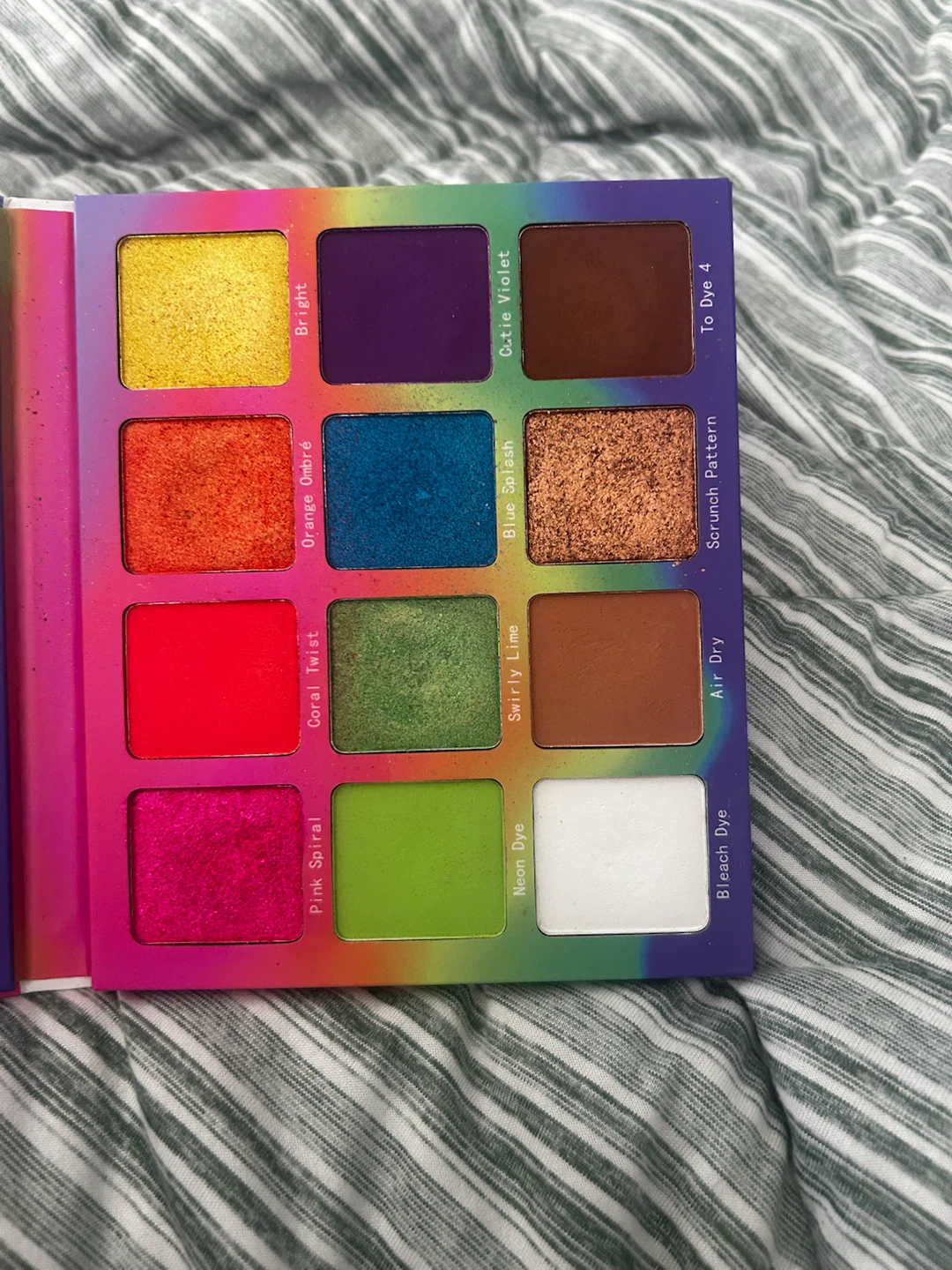 Violet Voss Tie Dye 4 Eyeshadow Palette - photo 4