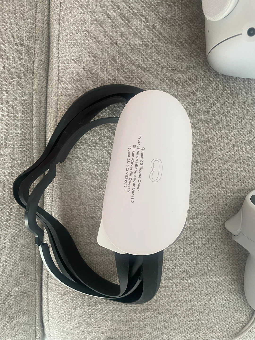 VR headset with accessories - photo 2