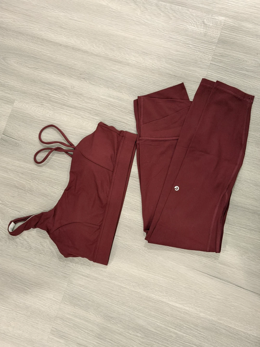Maroon Activewear Set - photo 2