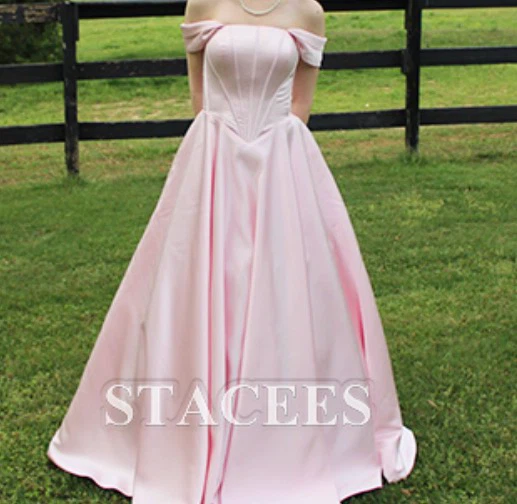 Grad/prom dress