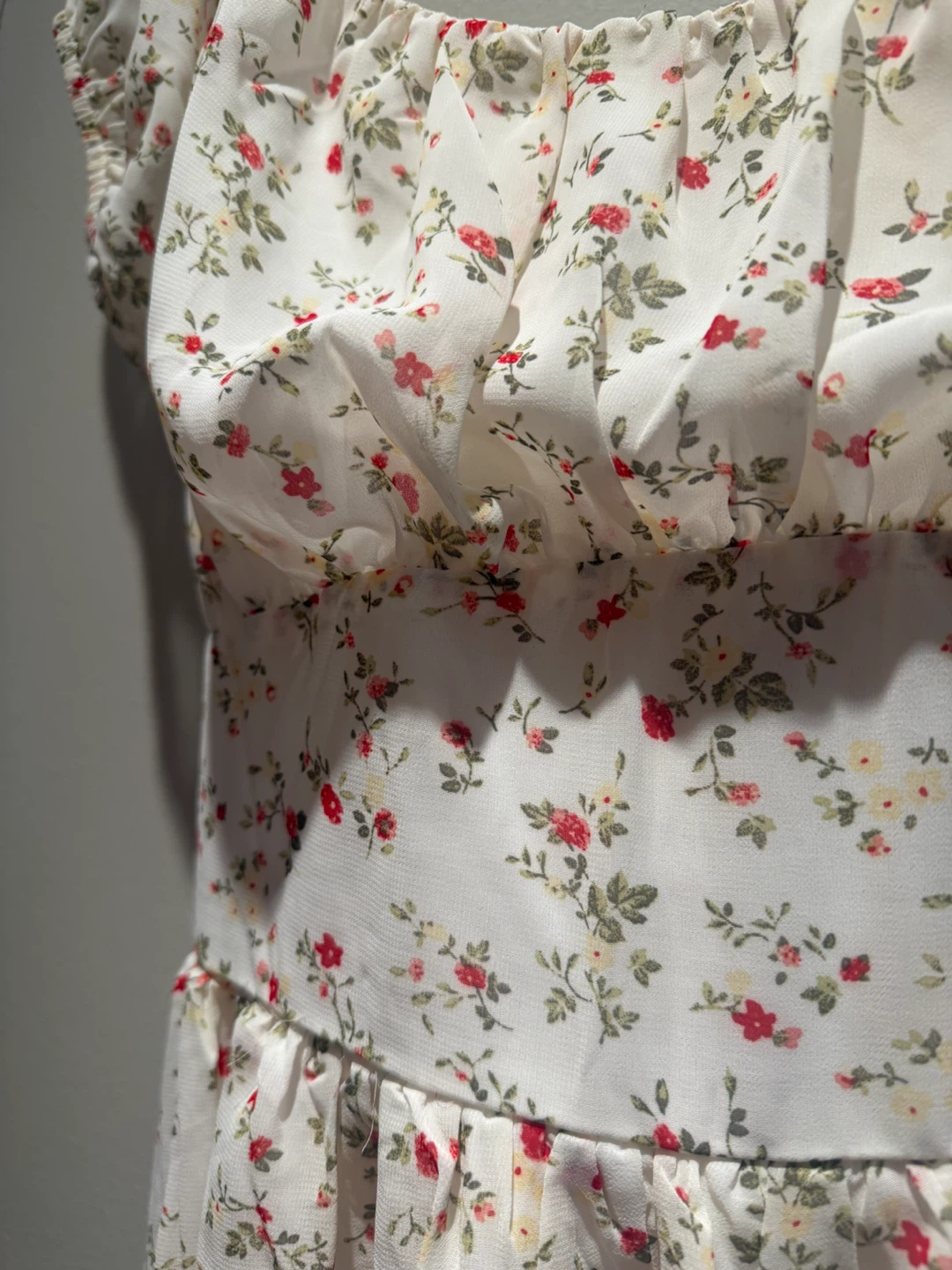 Floral Puff Sleeve Smocked Romper - photo 2
