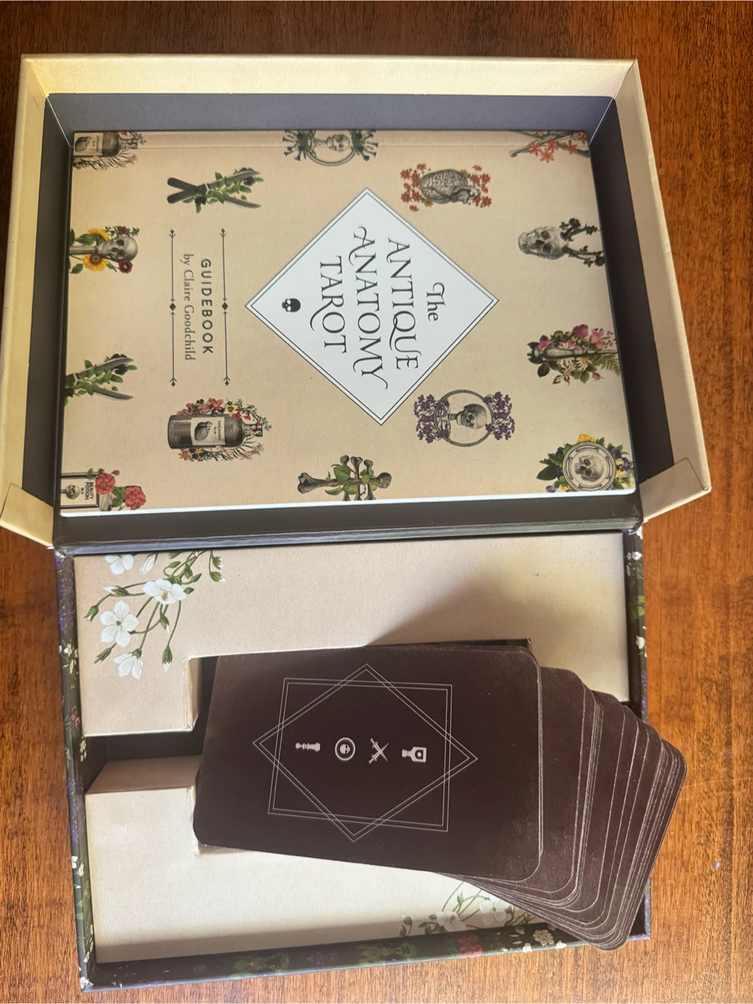 The Antique Anatomy Tarot Deck & Guidebook by Claire Goodchild - photo 2