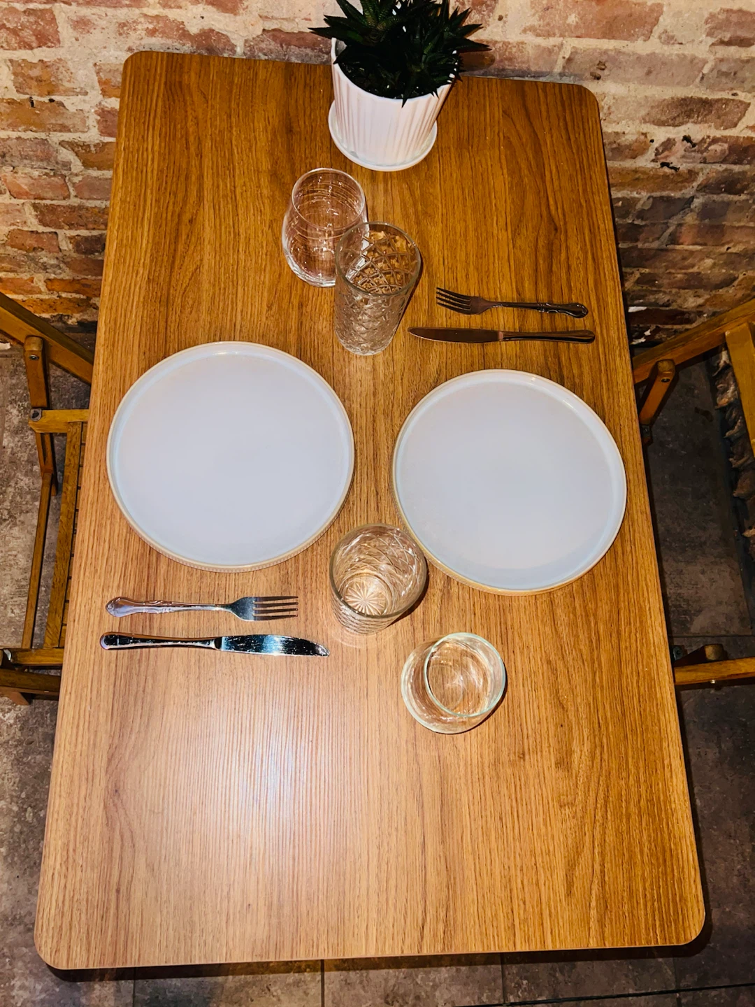 Wooden Dining Table - photo 3