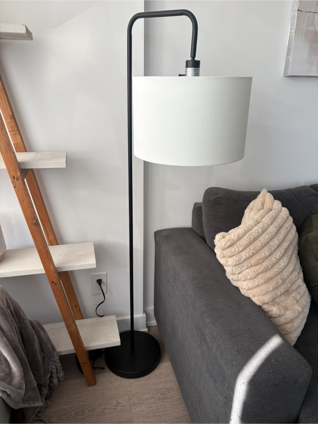 Black Floor Lamp