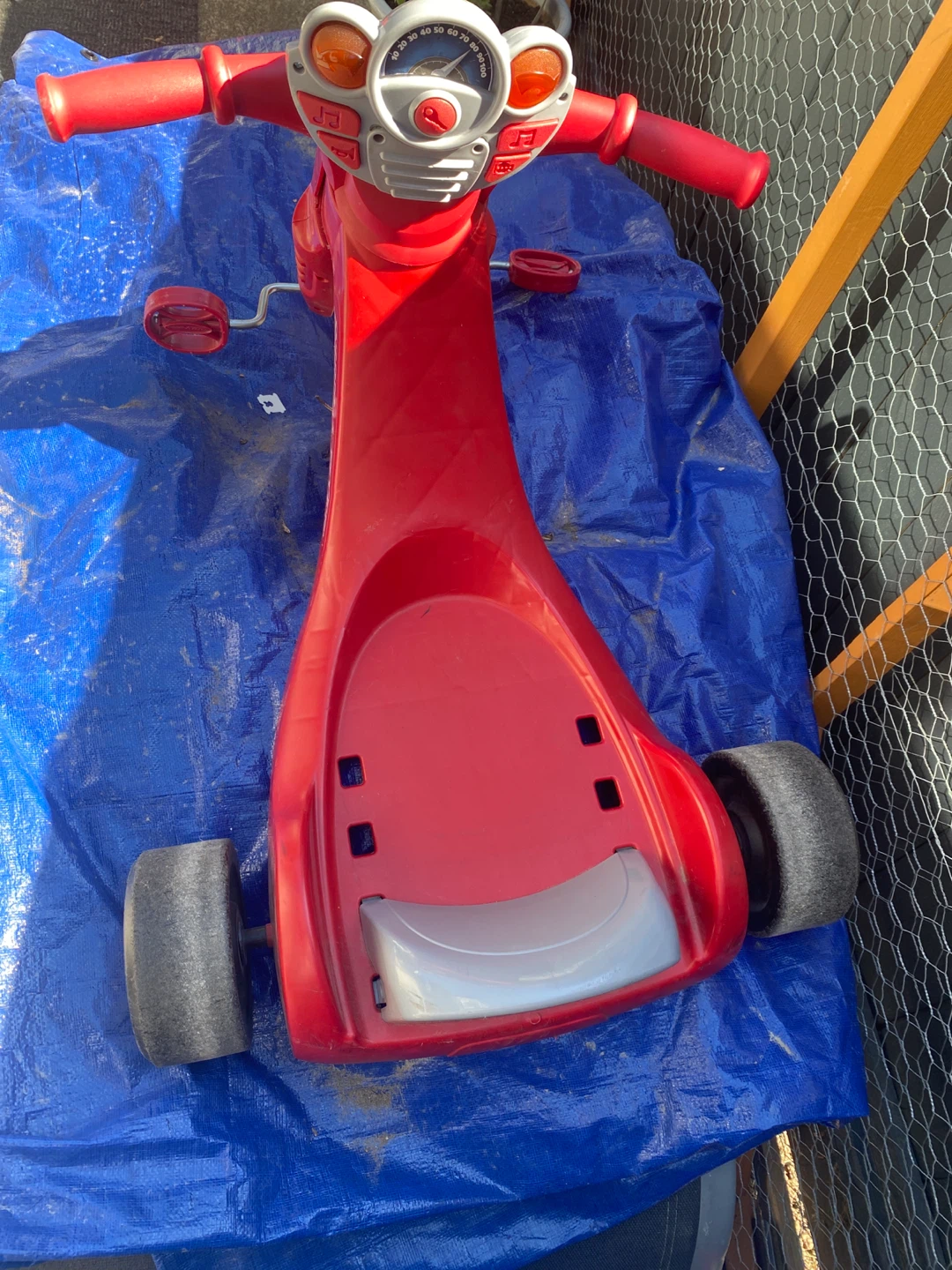 Red Radio Flyer Tricycle with sound - photo 2