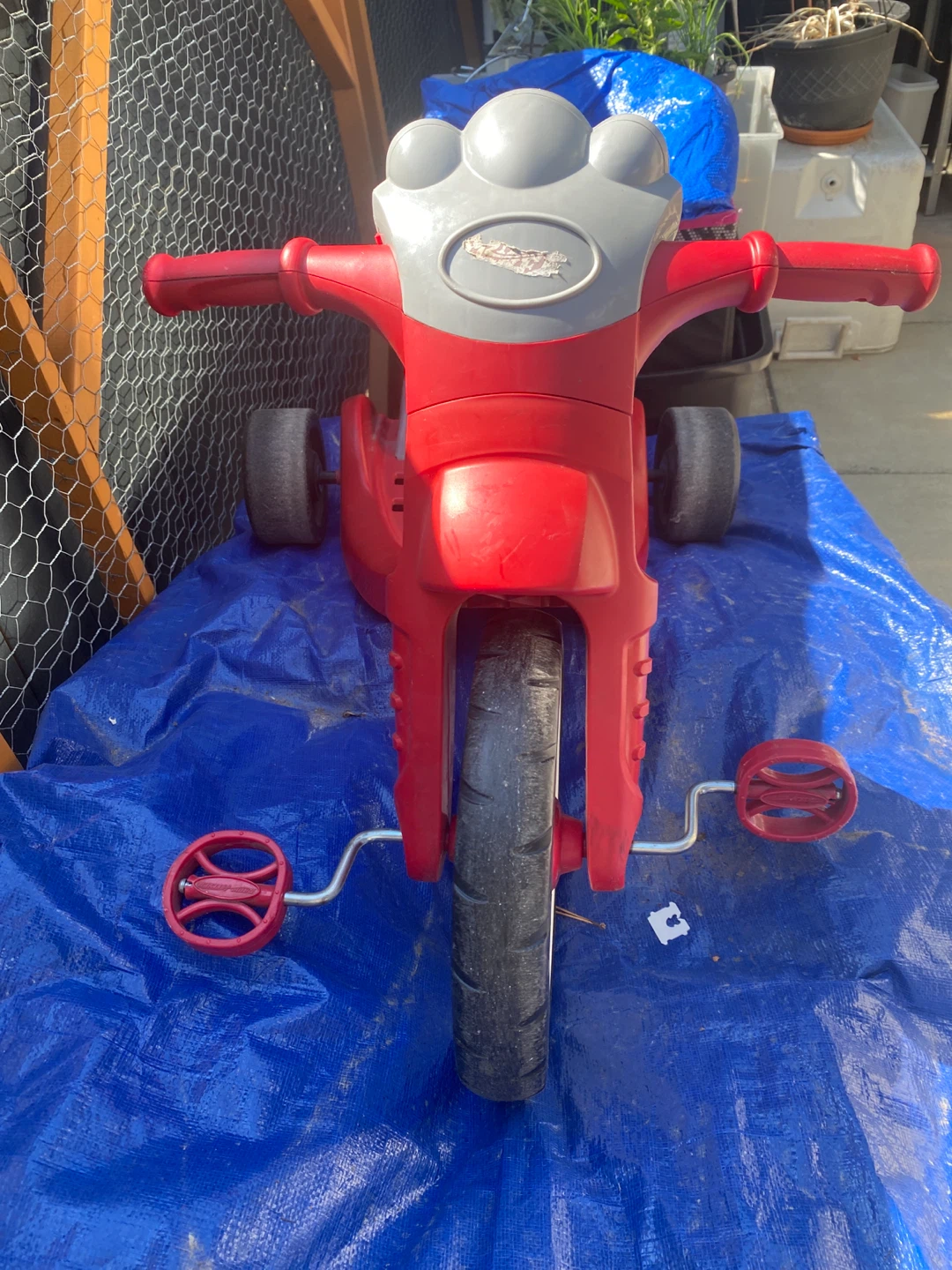 Red Radio Flyer Tricycle with sound - photo 3