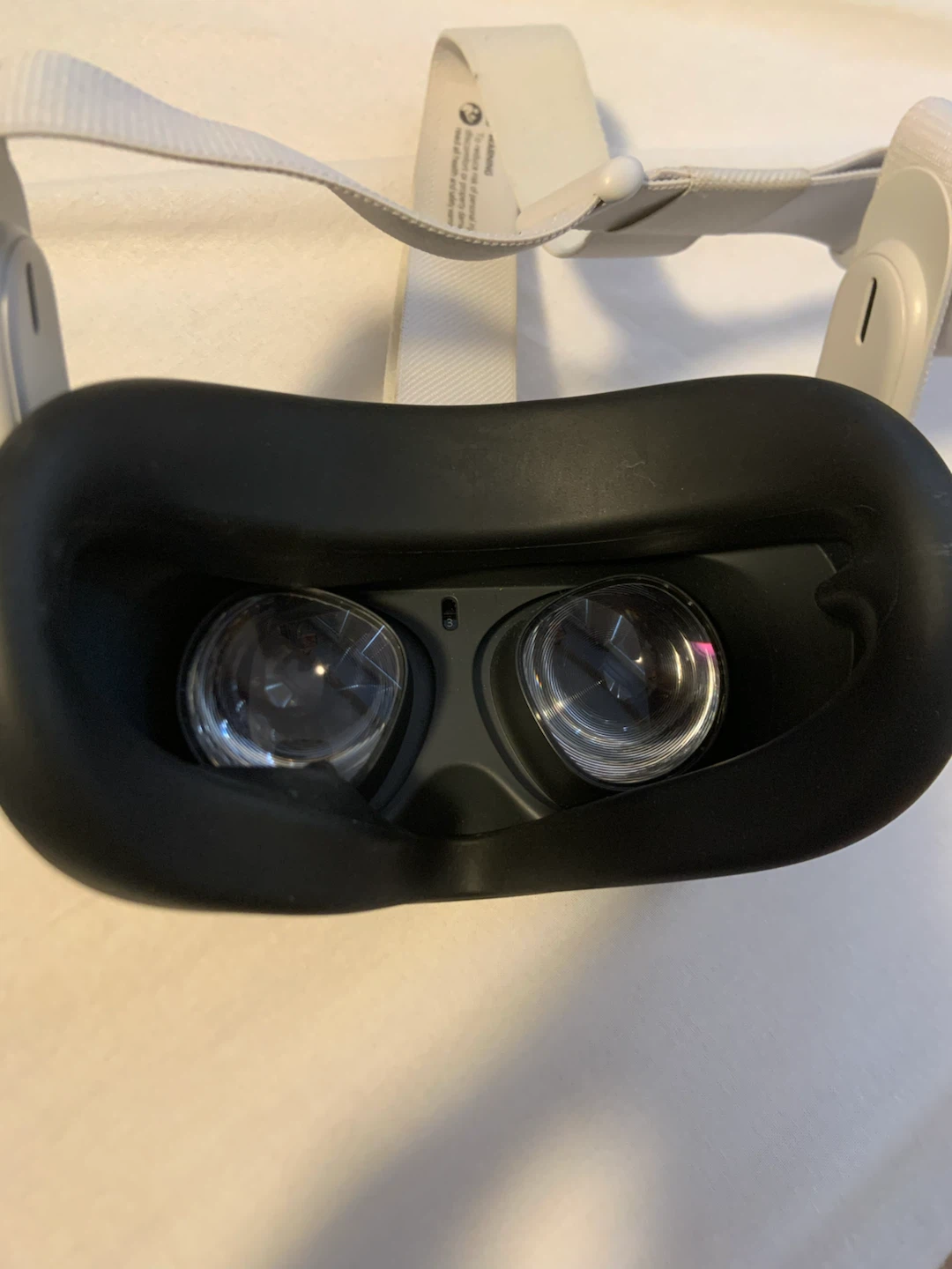 Meta Quest 2 VR Headset with Controllers - photo 2