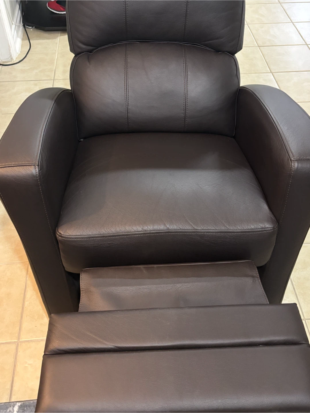Breastfeeding Brown Faux Leather Recliner Chair - photo 3