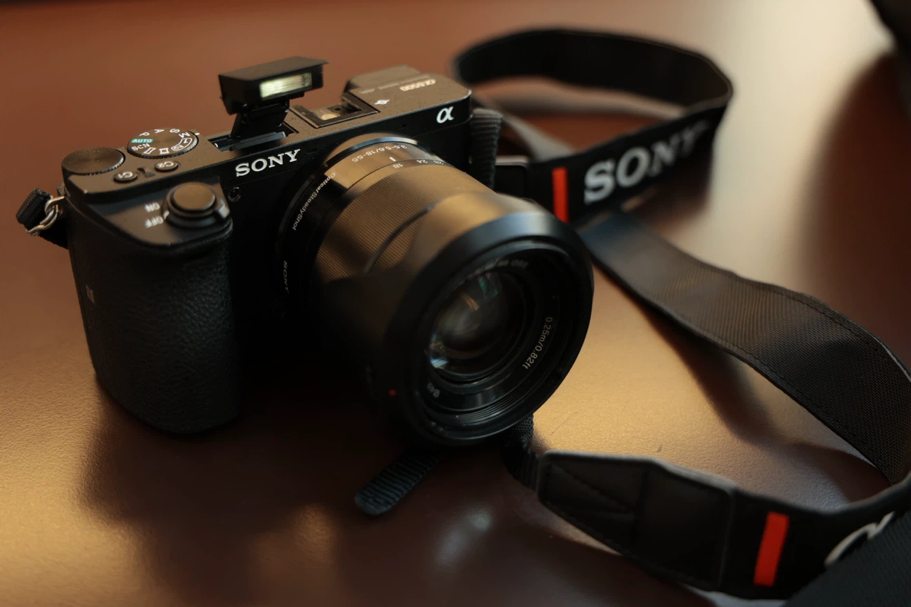 Sony Alpha a6500 Mirrorless Camera - photo 2