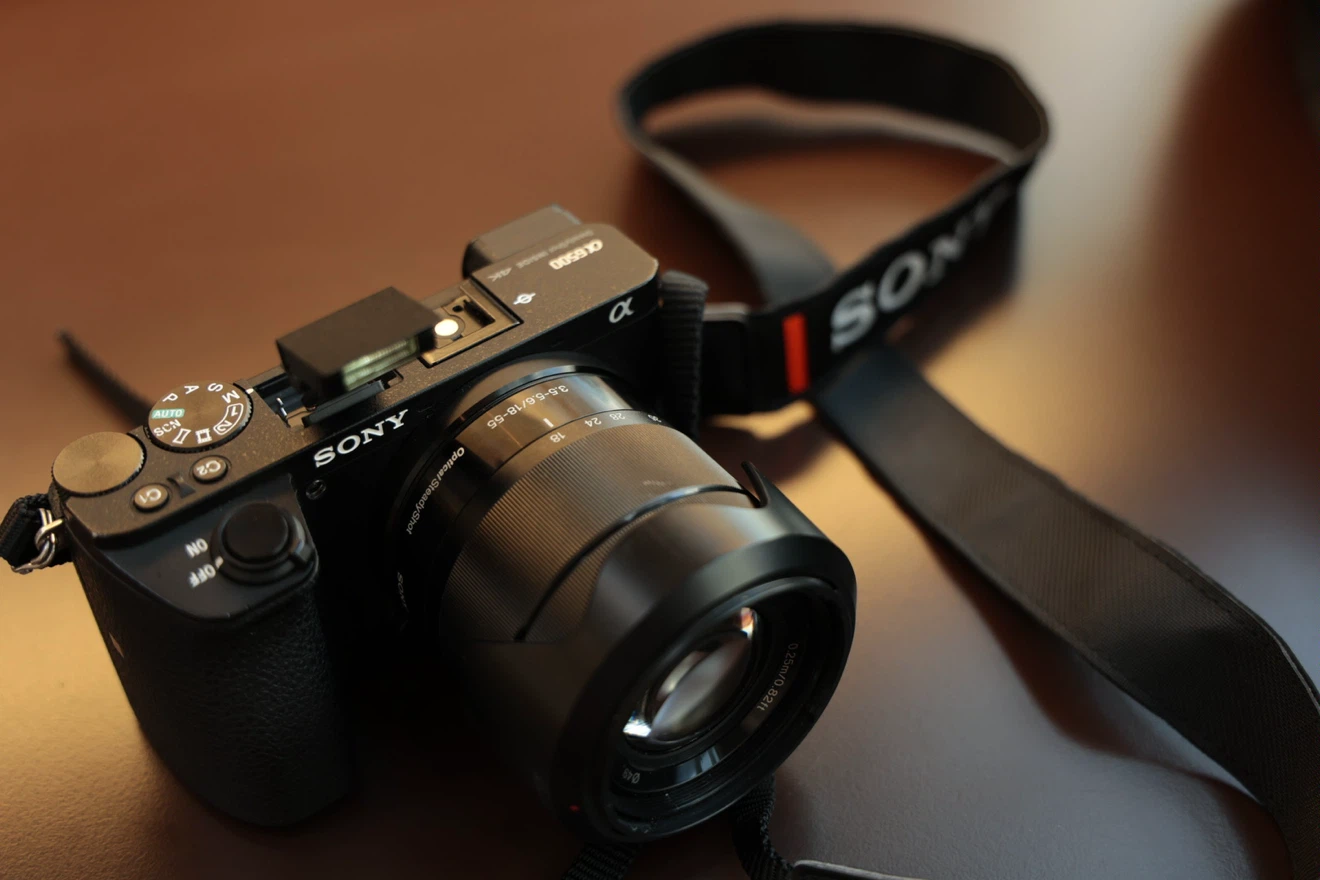 Sony Alpha a6500 Mirrorless Camera - photo 5