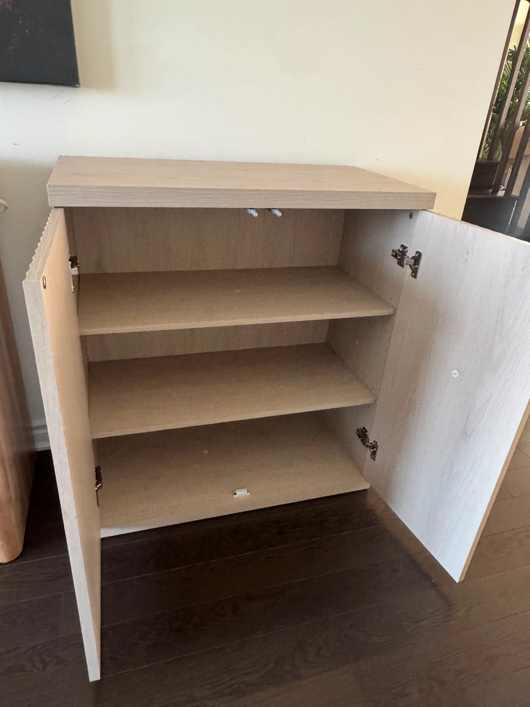 Cabinet with Fluted Doors - photo 3