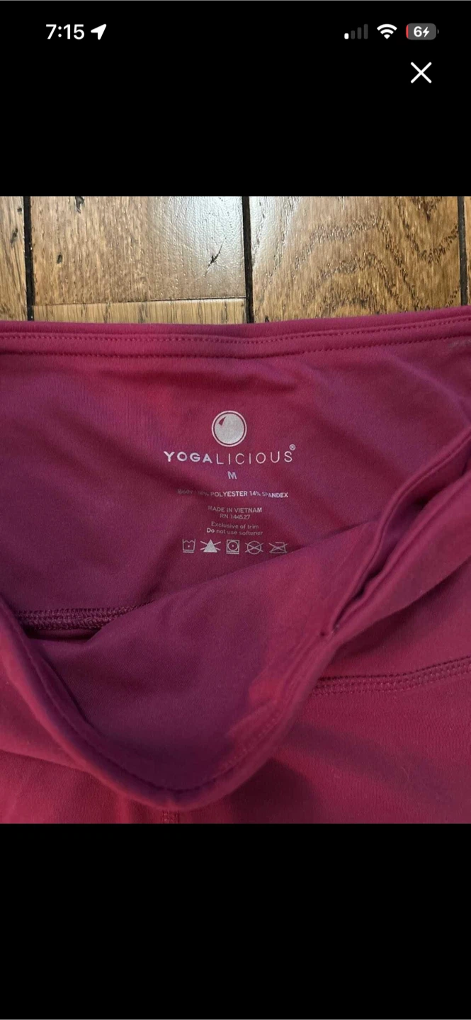 Raspberry yogalicious exercise leggings - photo 2