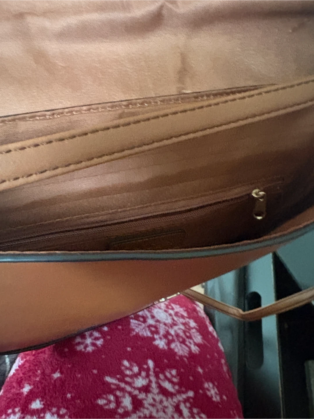 George Brown Faux Leather Crossbody Purse - photo 2
