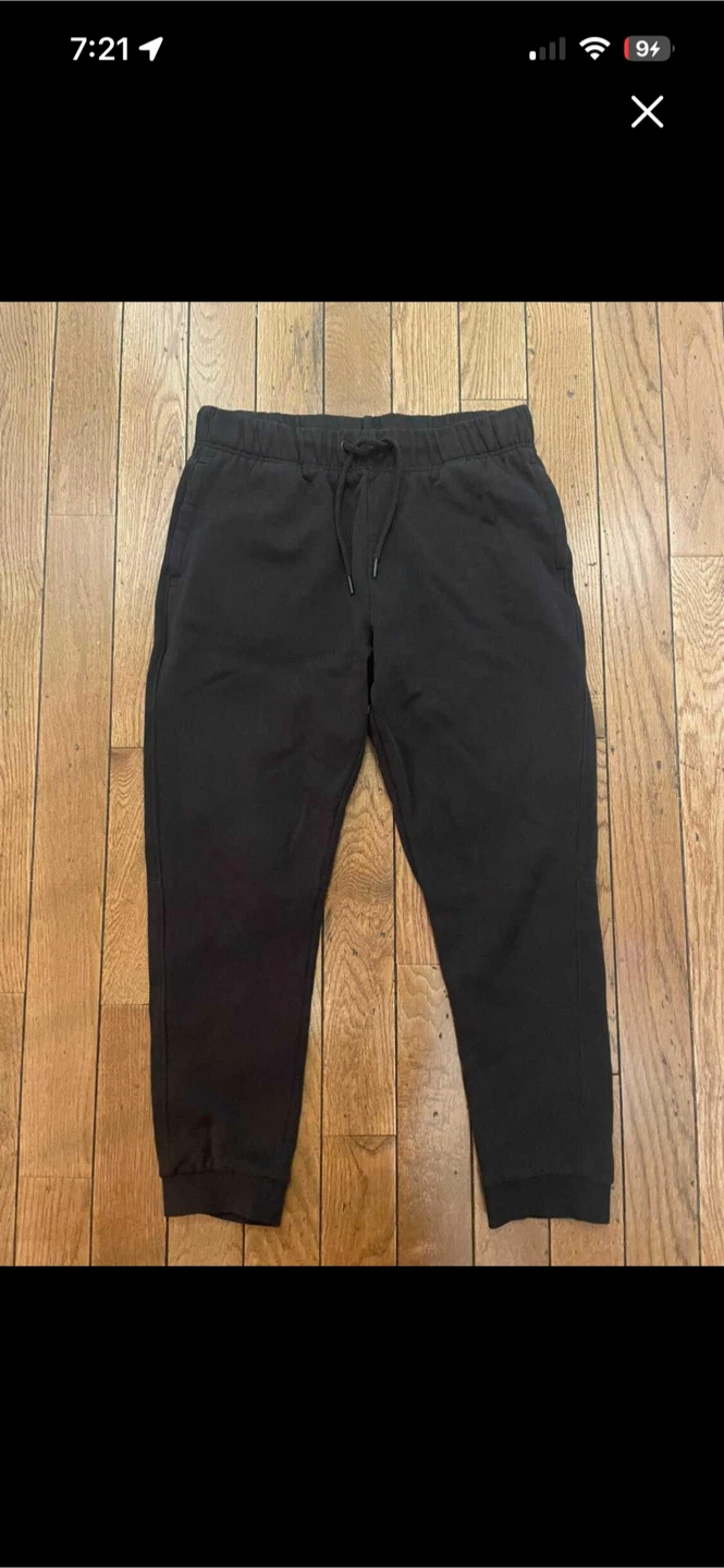 New black Cory Vines sweatpants - medium