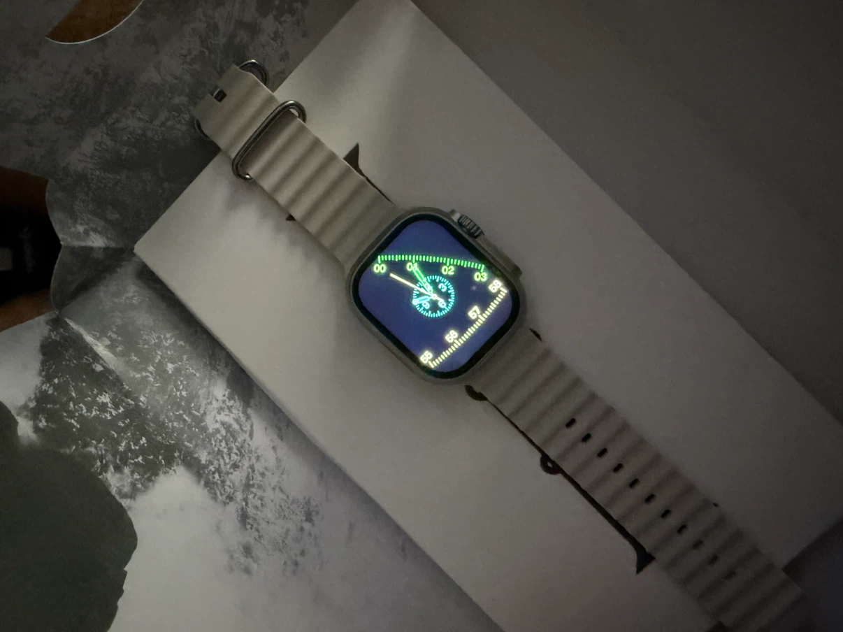 Apple Watch Ultra 2 (Titanium Case, 49mm) - photo 4