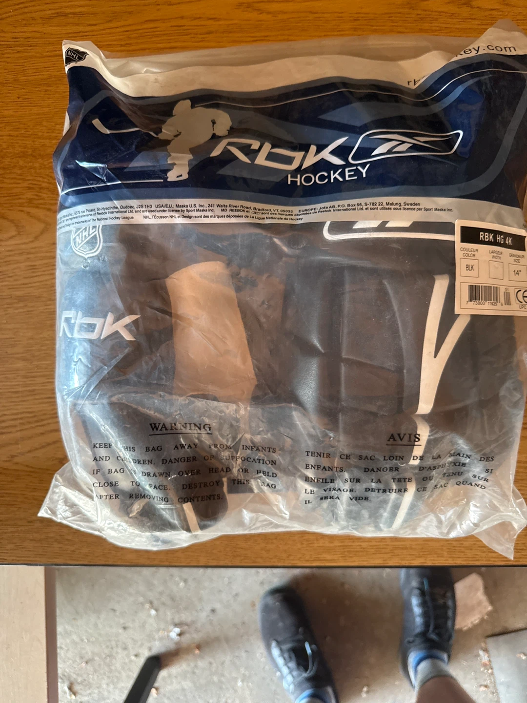 Reebok RBK HG 4K Hockey Gloves - Black - 14"