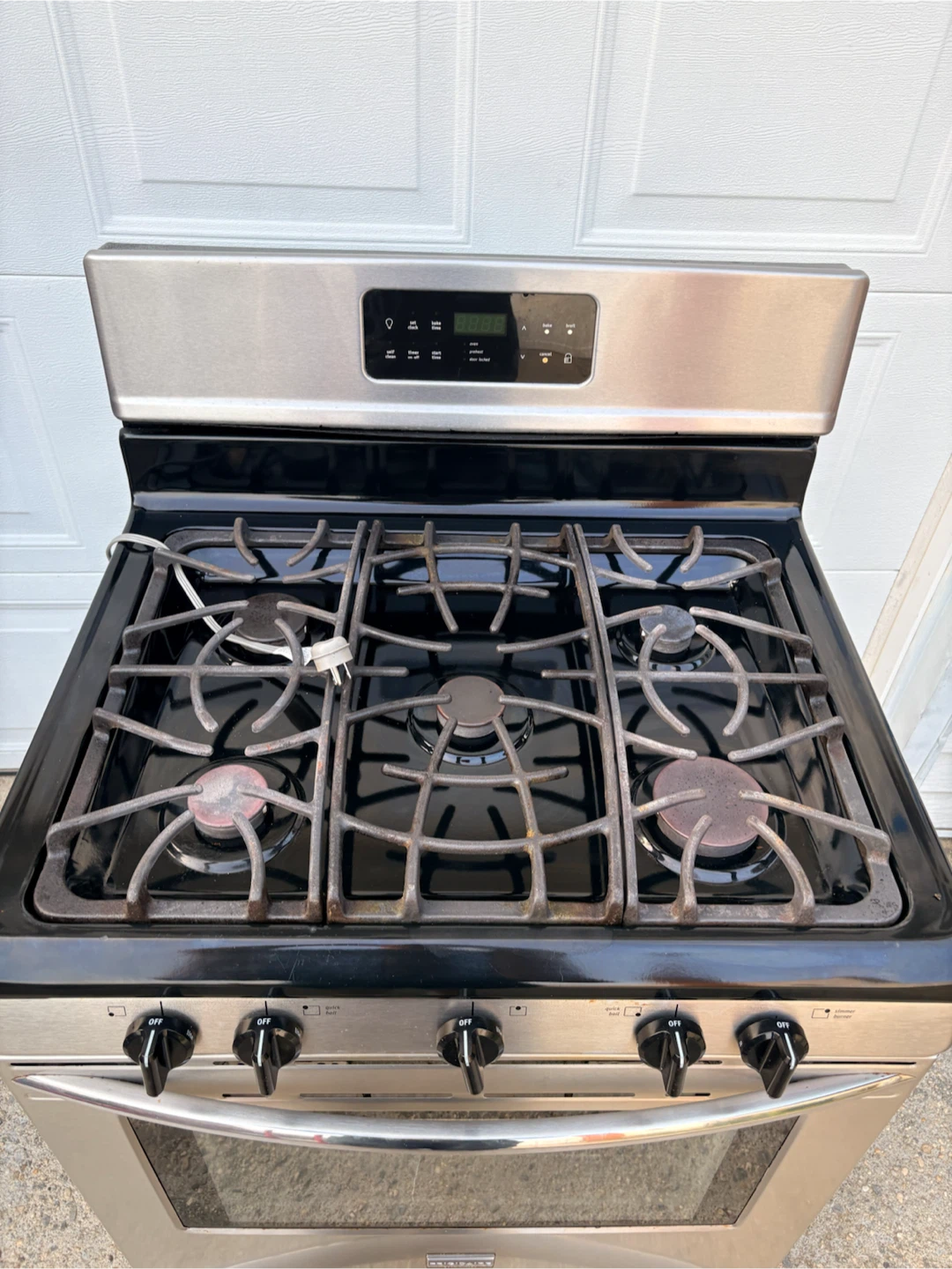 Gas stove Frigidaire - photo 2