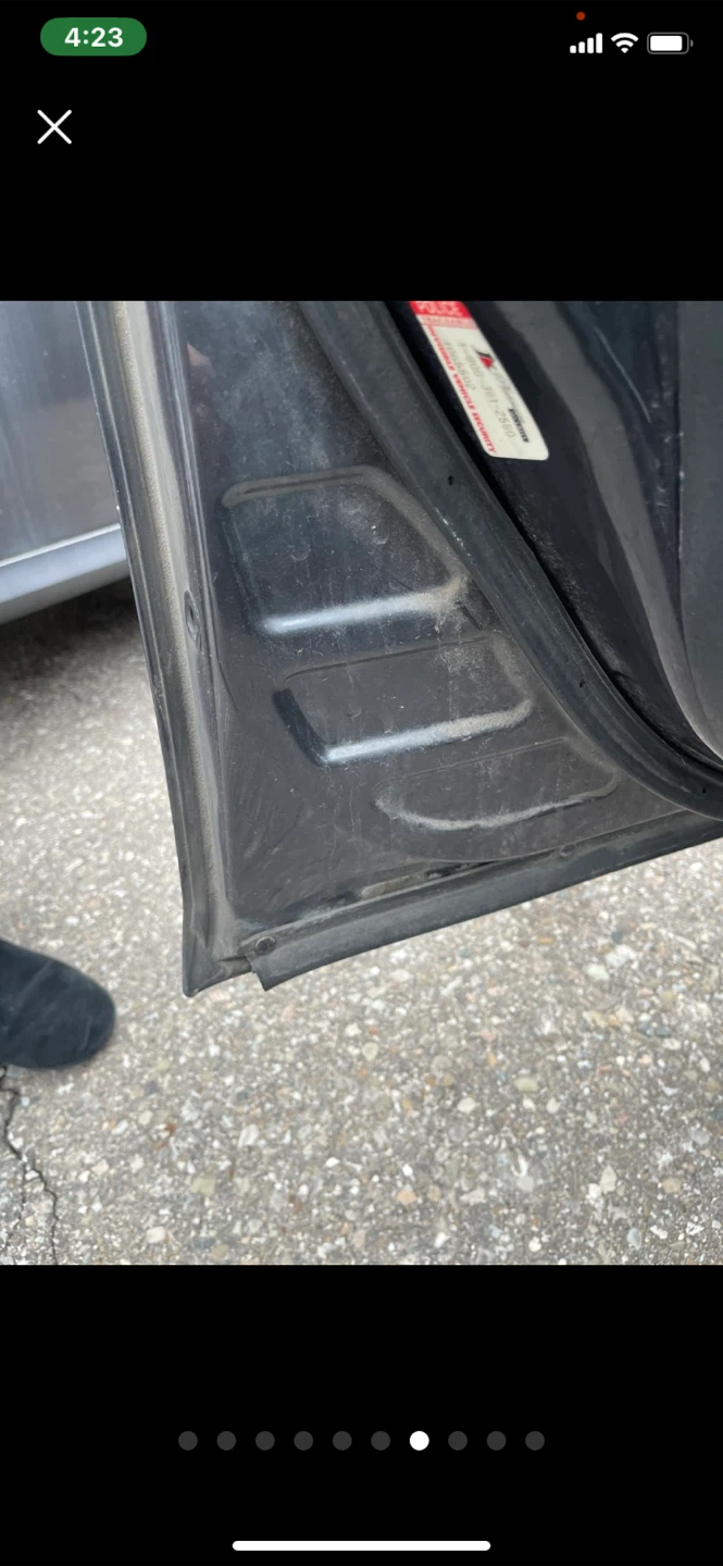 2009 Nissan Maxima fully loaded with leather. - photo 3