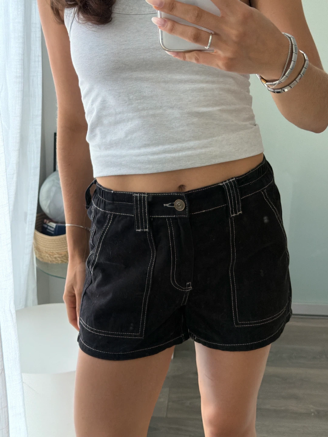 black cargo urban outfitters shorts