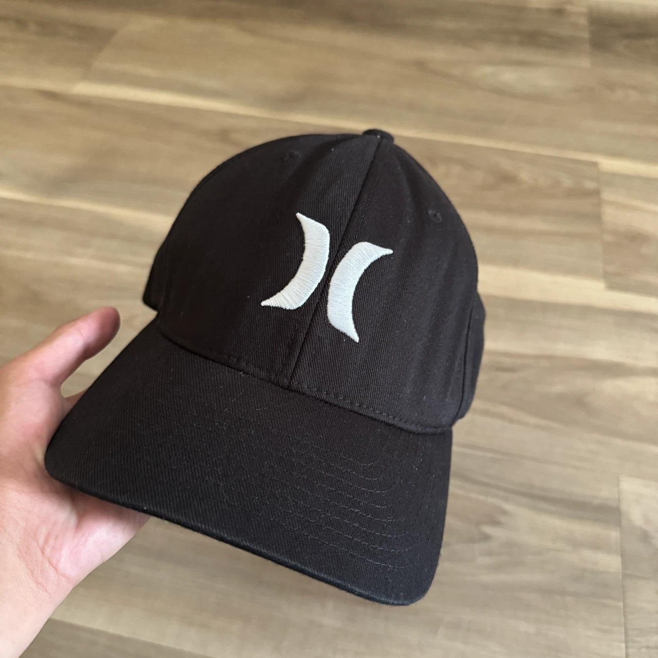 Hurley Flexfit Baseball Hat Mens L-XL Black Embroidered Logo