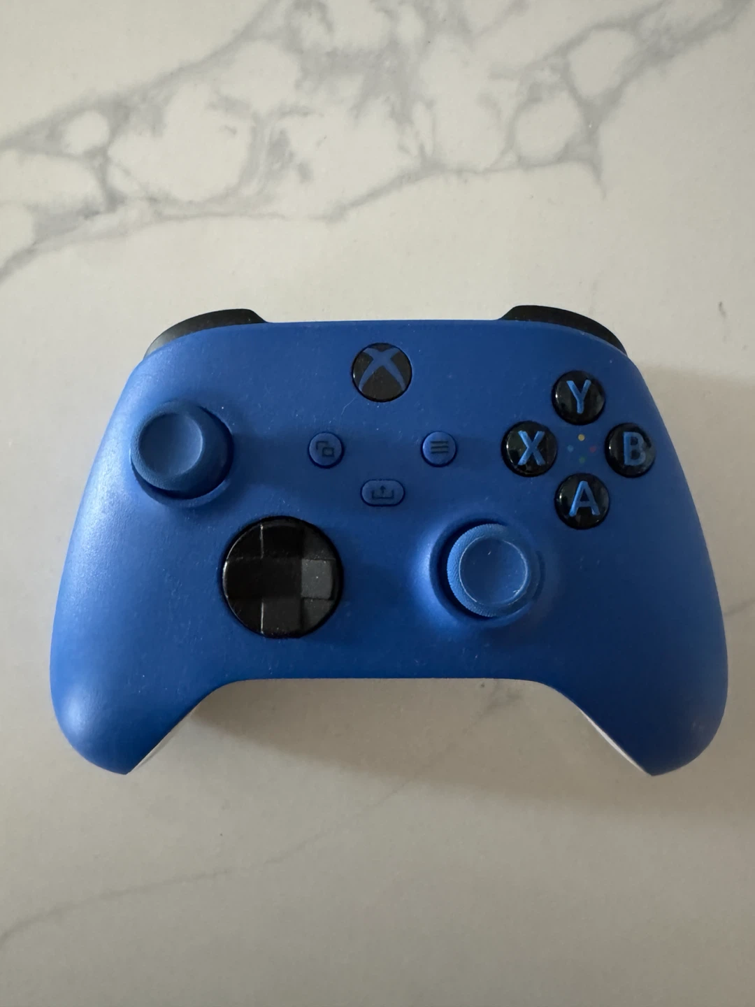 Xbox Wireless Controller with Rechargeable Battery - photo 3