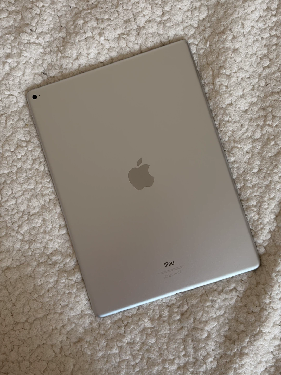 Apple iPad Pro 1st Gen (12.9-inch) with Keyboard Case - photo 4