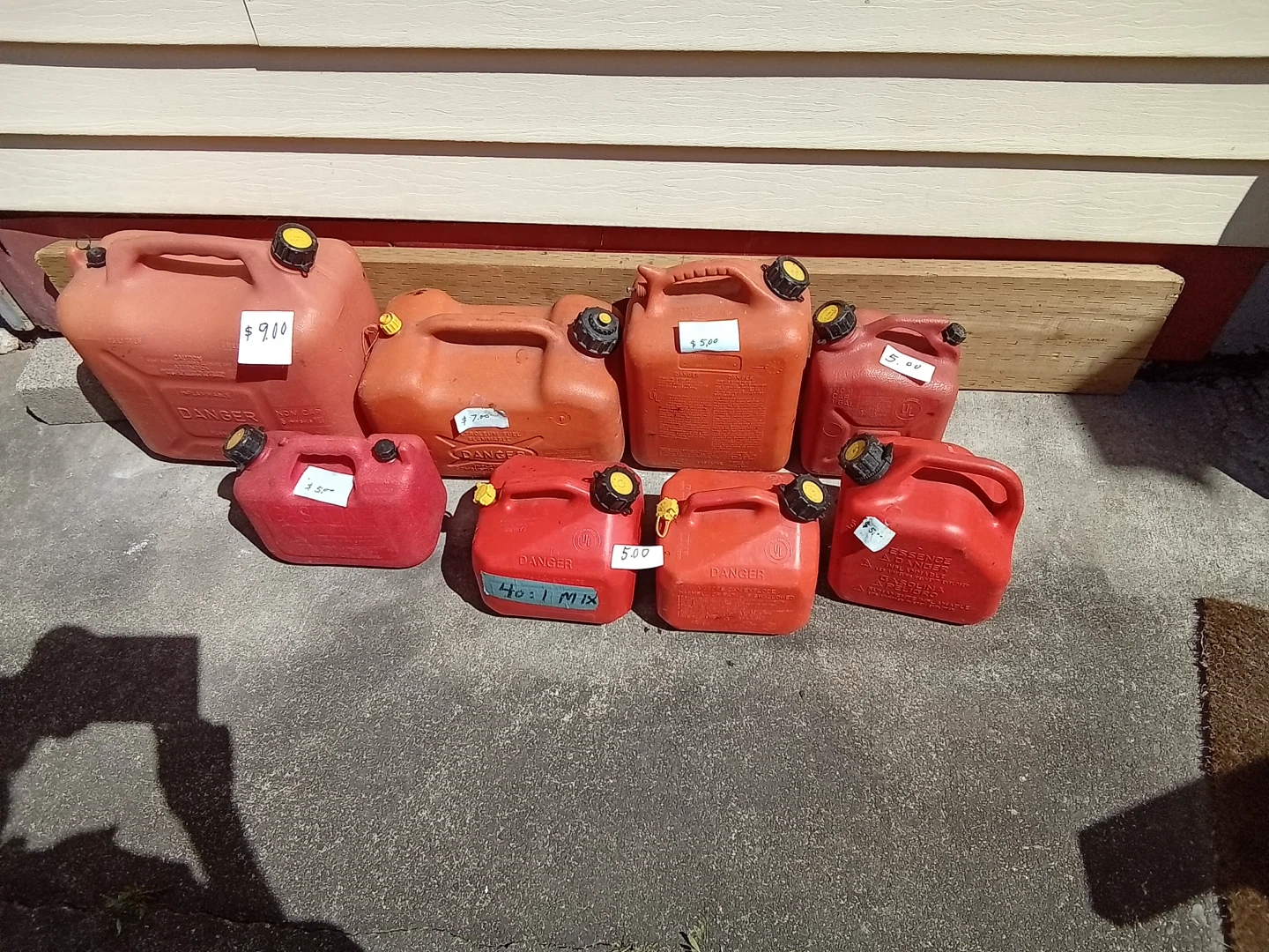 Assorted Gas Cans
