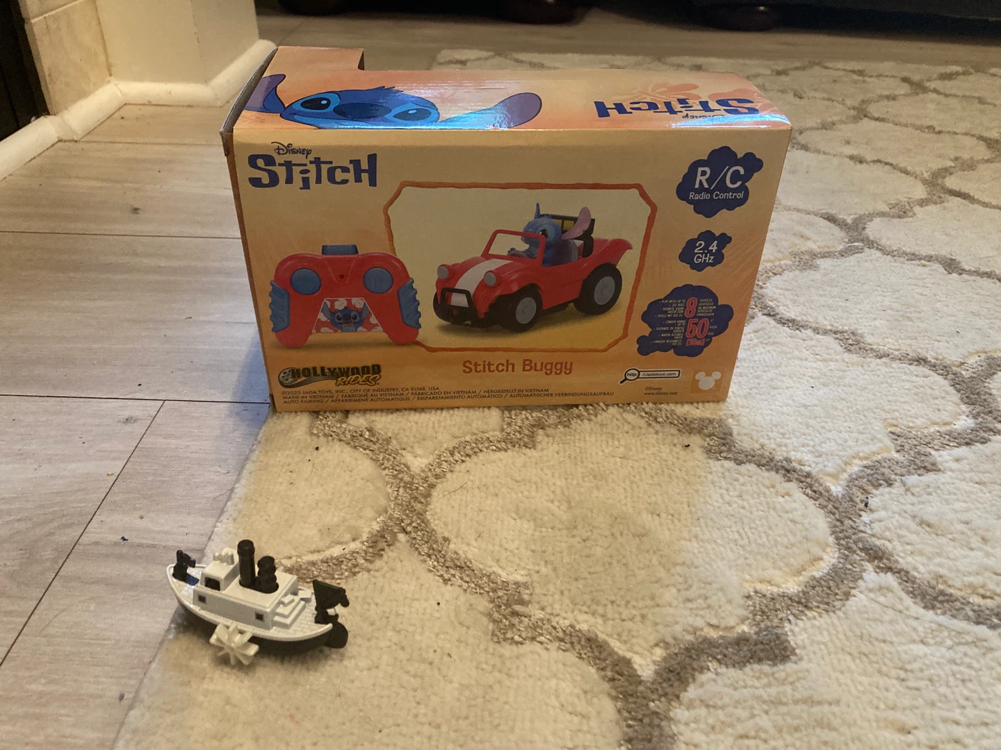 Disney Stitch Remote Control Car - photo 2