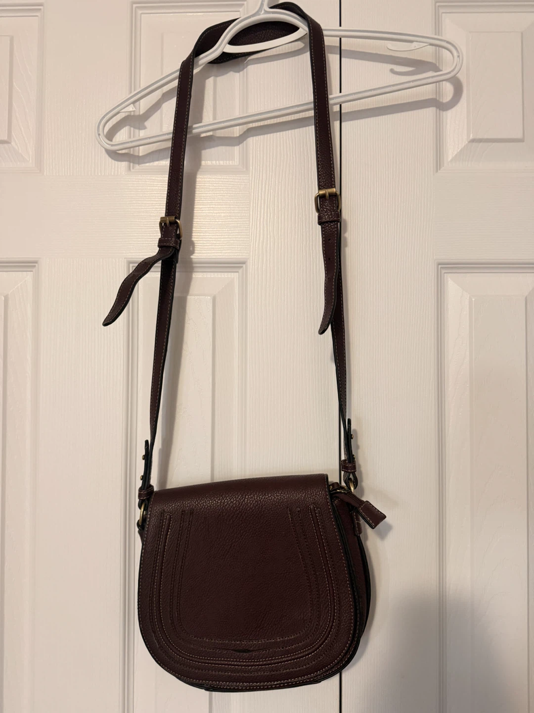 Lily & Ivy Brown Leather Crossbody Purse