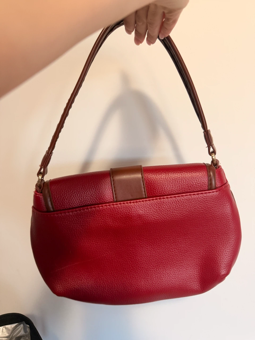 Red hand  bag with brown accents - photo 2