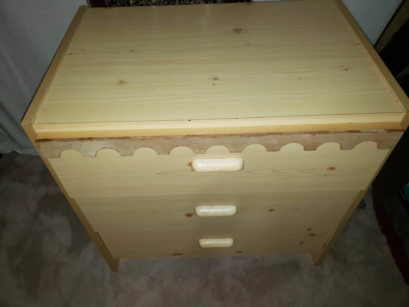 Pine dresser with 3 drawers - photo 2