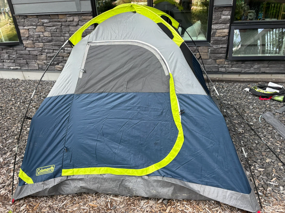 3 person Colman Sundome tent