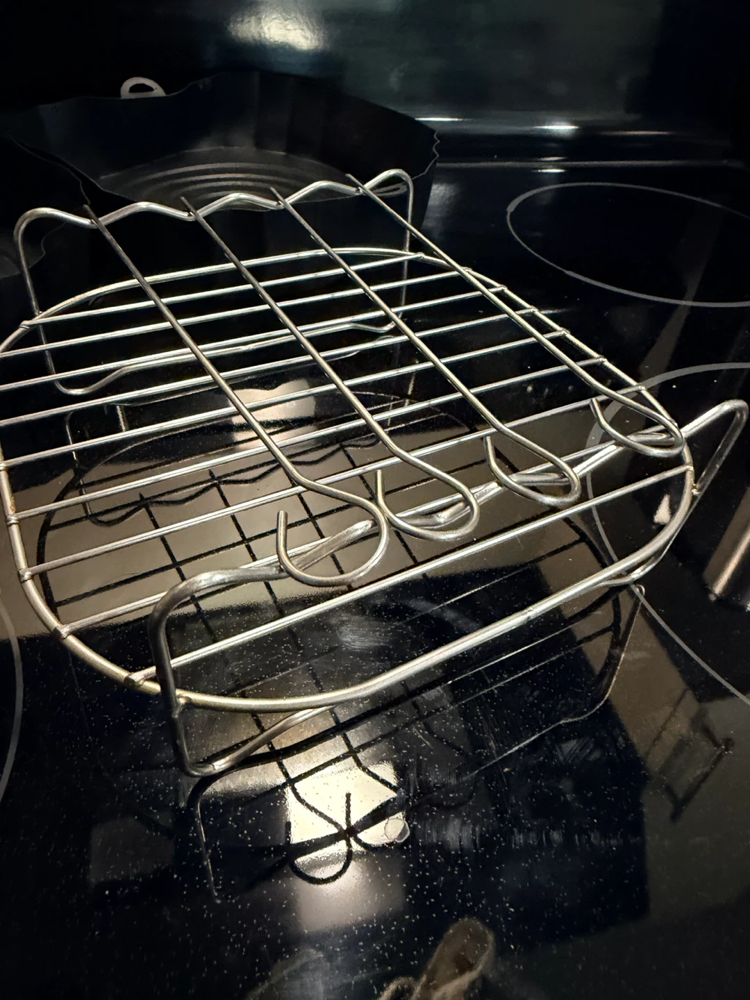 2 Reusable Silicone Air Fryer Liners + Rack - photo 2